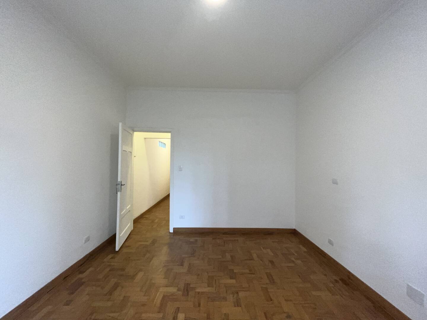 Casa para alugar com 2 quartos, 106m² - Foto 10