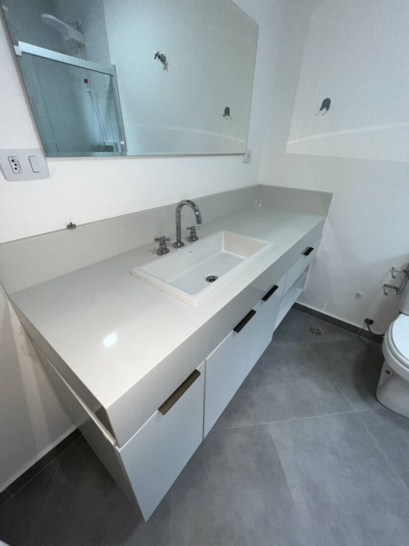 Casa para alugar com 2 quartos, 106m² - Foto 13